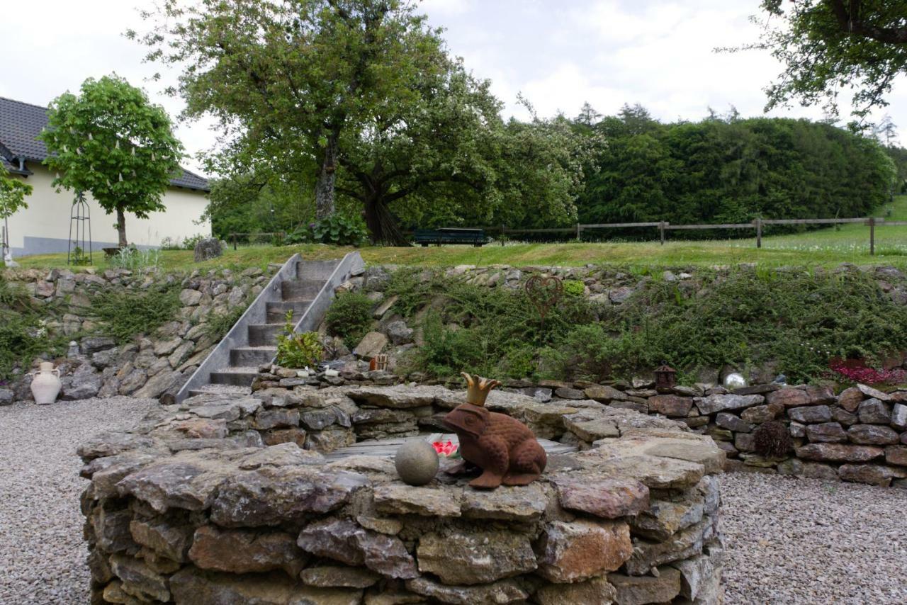 Ferienhaus Vulkaneifel Landhaus Loogh Kerpen  Luaran gambar